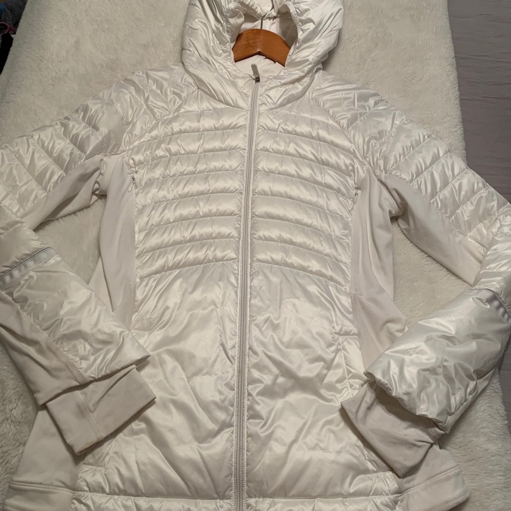 Lululemon white puffer coat